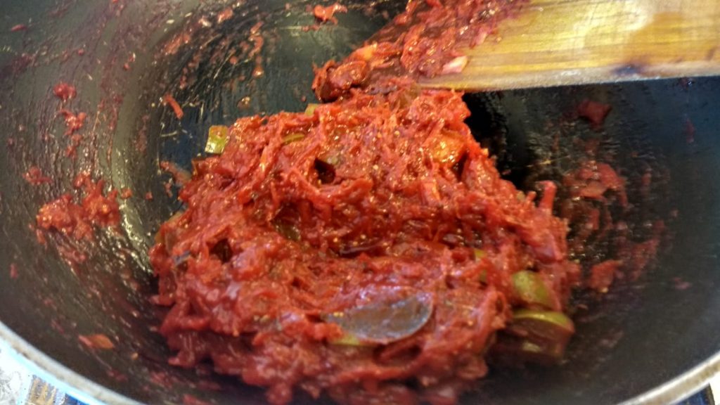 beetroot_swirl_buns - WhatsApp-Image-2018-12-05-at-6.06.11-AM.jpeg