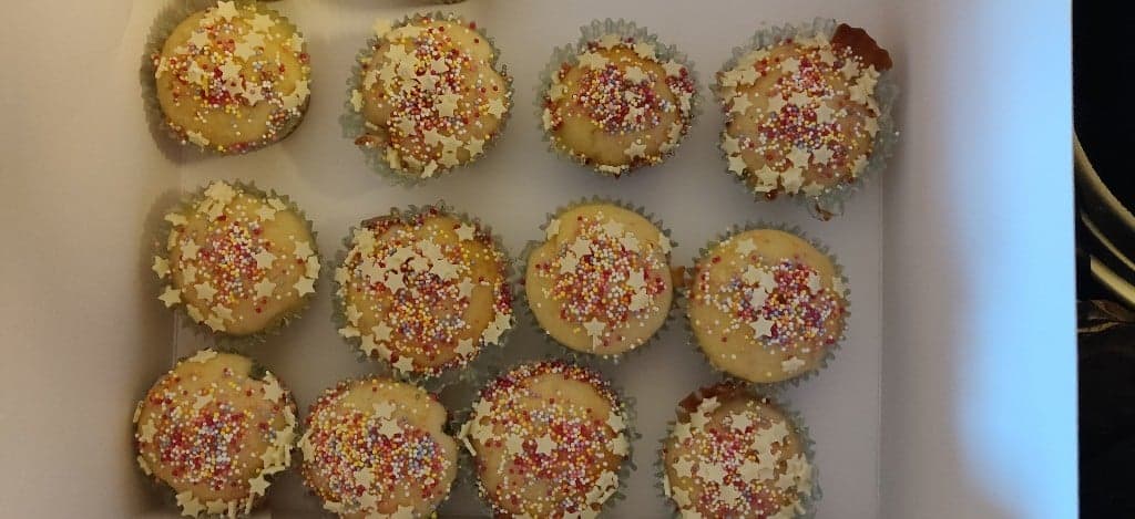 vanilla_cupcakes - 49085571_1633222123479227_1277852035844145152_n.jpg