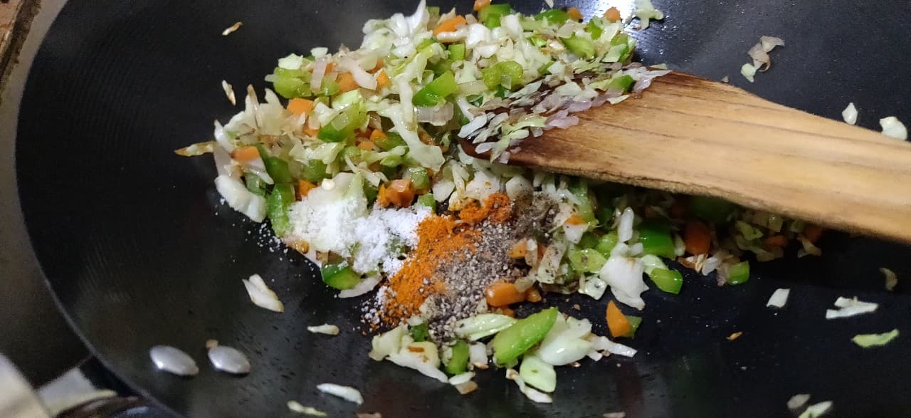 chapati_noodles - 51552624_749888755394326_5265227457870430208_n.jpg