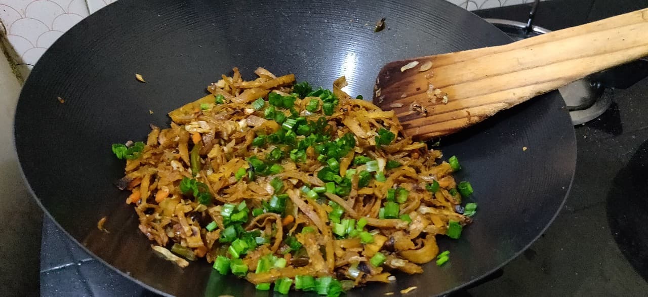 chapati_noodles - 52300418_845282115814707_888308225902903296_n.jpg