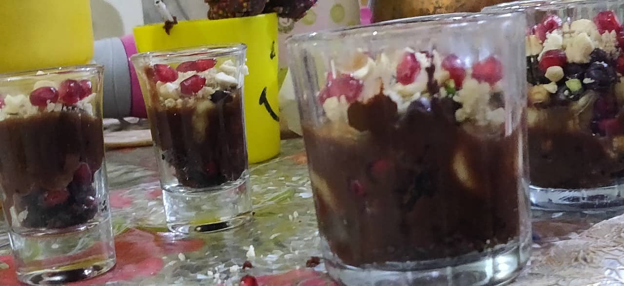 chocolate_fruit_Trifle - 52630299_356688944954834_6356286242115551232_n.jpg