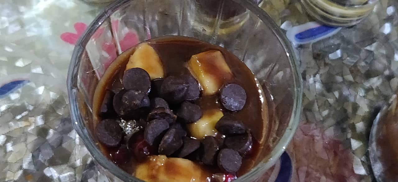 chocolate_fruit_Trifle - 52655845_381171365771218_972902357031452672_n.jpg
