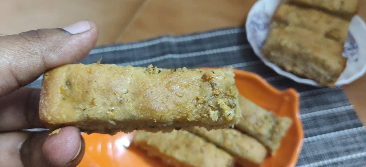 Garlic_bread_sticks - 55503481_304505566906936_7940999762679955456_n.jpg