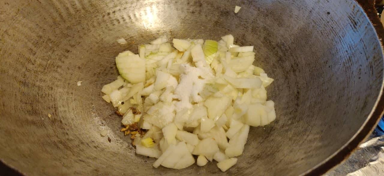 chicken_curry_with_coconut_milk - 53762014_585301448639907_3351183288227069952_n.jpg