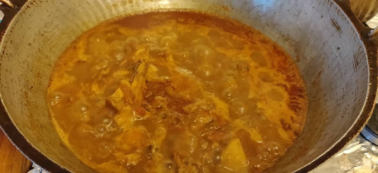 chicken_curry_with_coconut_milk - 54403606_411760696243247_3048304792968364032_n.jpg