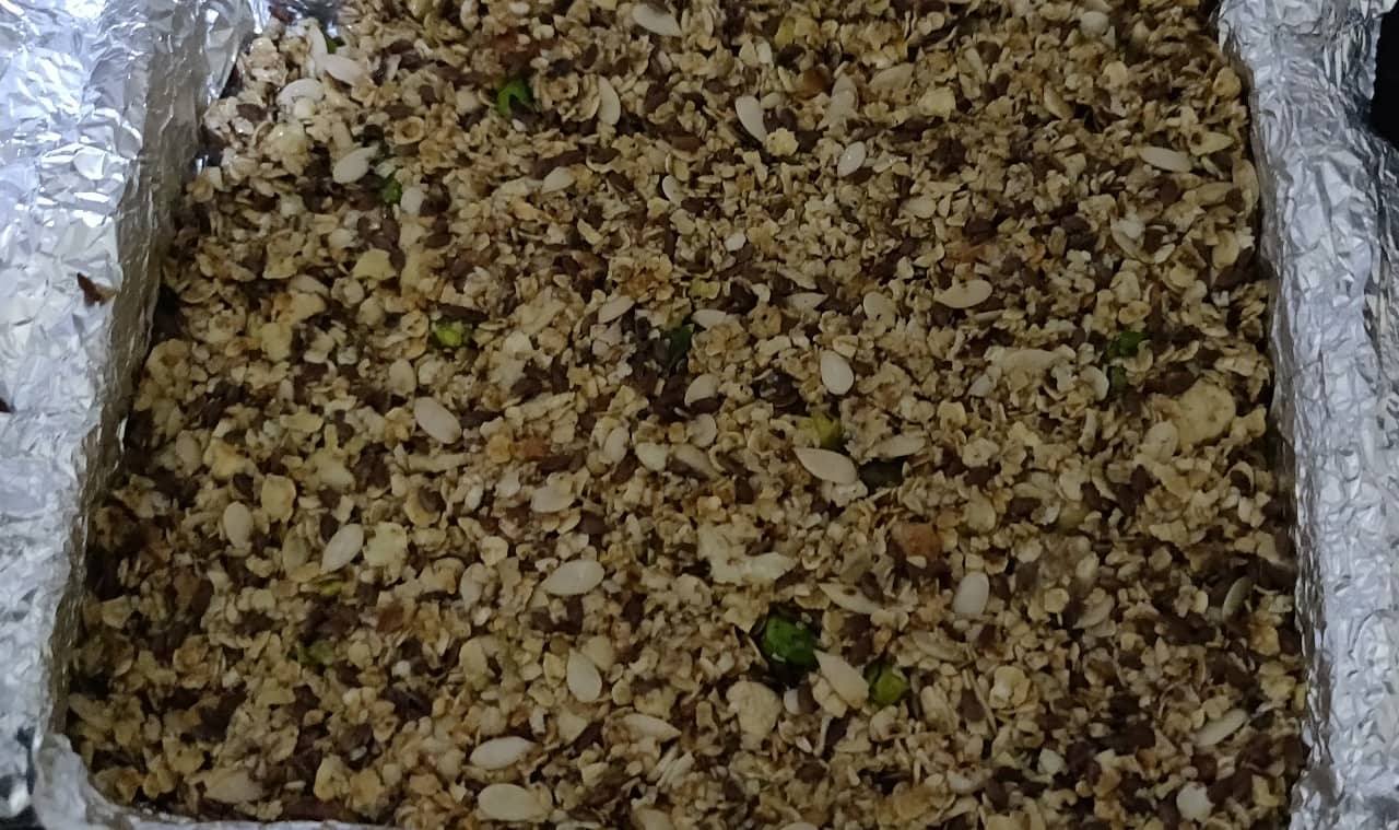 granola_bar - 54523868_2389593581073344_1628021827588587520_n.jpg