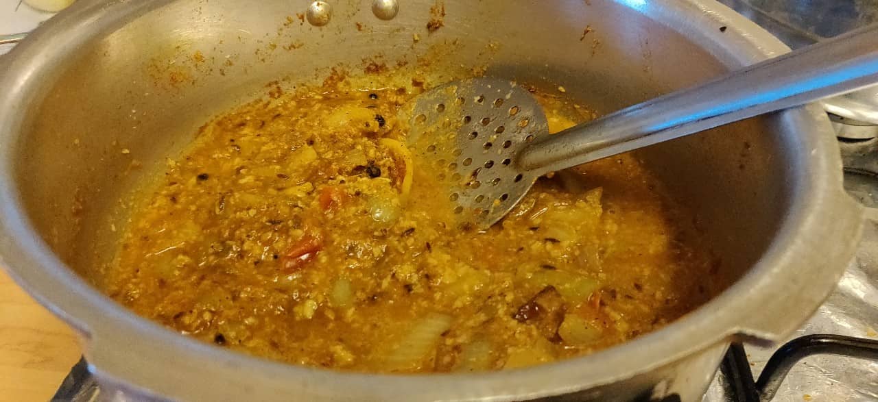 chicken_salna - 56521554_839956716352892_1767496114522554368_n.jpg