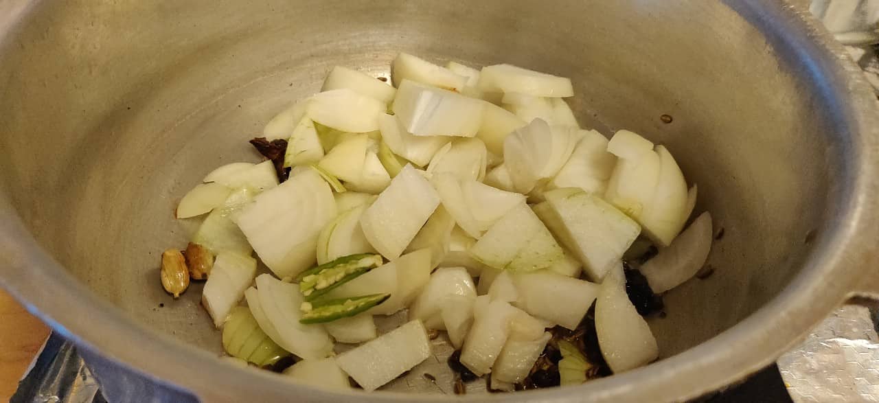 chicken_salna - 56635122_341182116520938_5023411990127706112_n.jpg