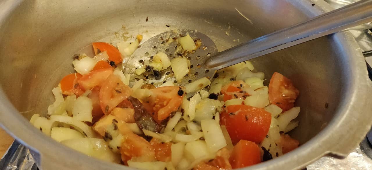 chicken_salna - 56869915_2167322140020628_957274723387965440_n.jpg