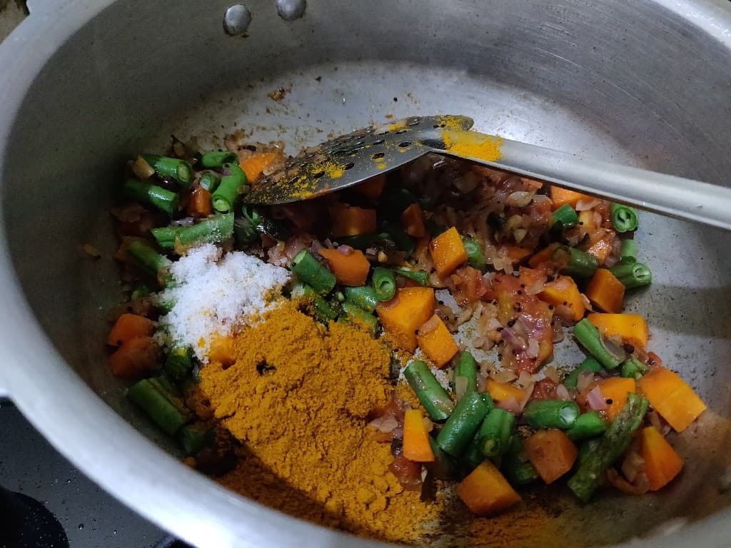 sambar_sadam - 57162444_2338132276457804_6976253462644260864_n.jpg