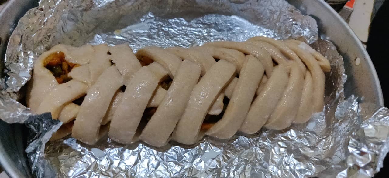 stuffed_braided_bread - 56601062_340266246618298_1704677261426294784_n.jpg