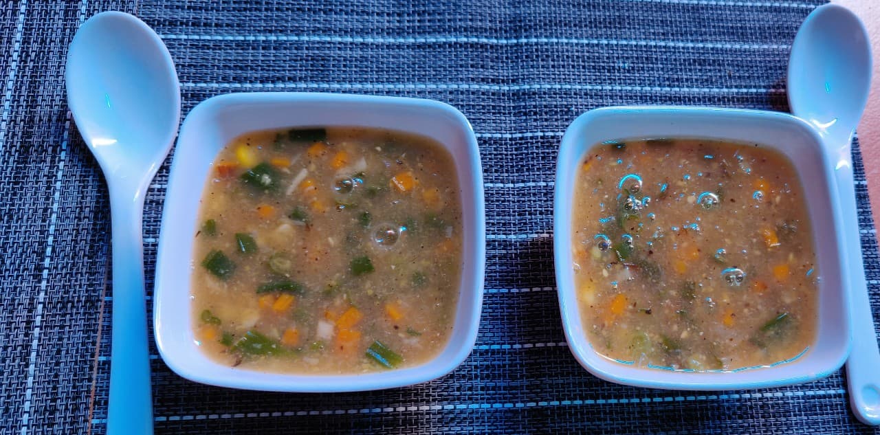 sweet_corn_veg_soup - 57101520_1205163112993126_2670848004545576960_n.jpg