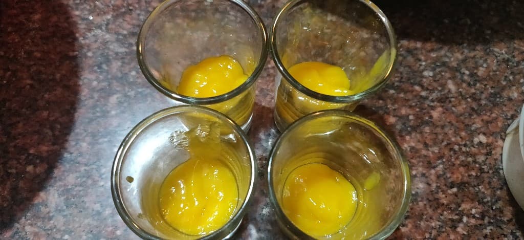 Mango_mousse - 65057117_376590372997151_4492232296341962752_n-1.jpg