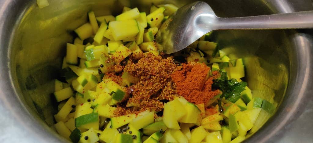 instant_mango_pickle - 61794555_426042071283707_4173189060304568320_n.jpg