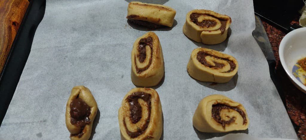 chocolate_swirl_buns - 67513179_717149282061734_1285620218638368768_n.jpg