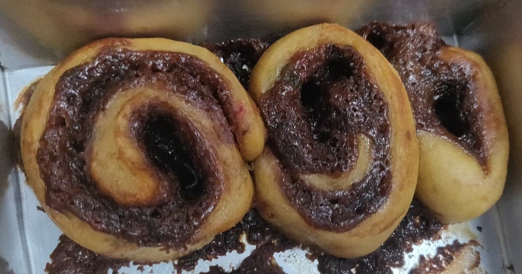 chocolate_swirl_buns - 67796627_2258787061099008_269301488910598144_n.jpg