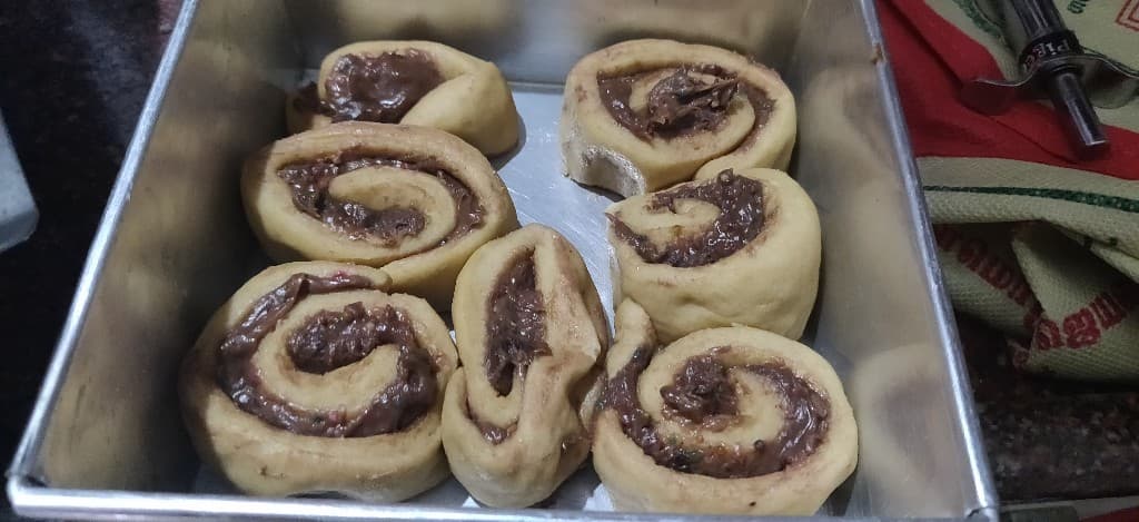 chocolate_swirl_buns - 68580345_367589903925966_1076329352817278976_n.jpg