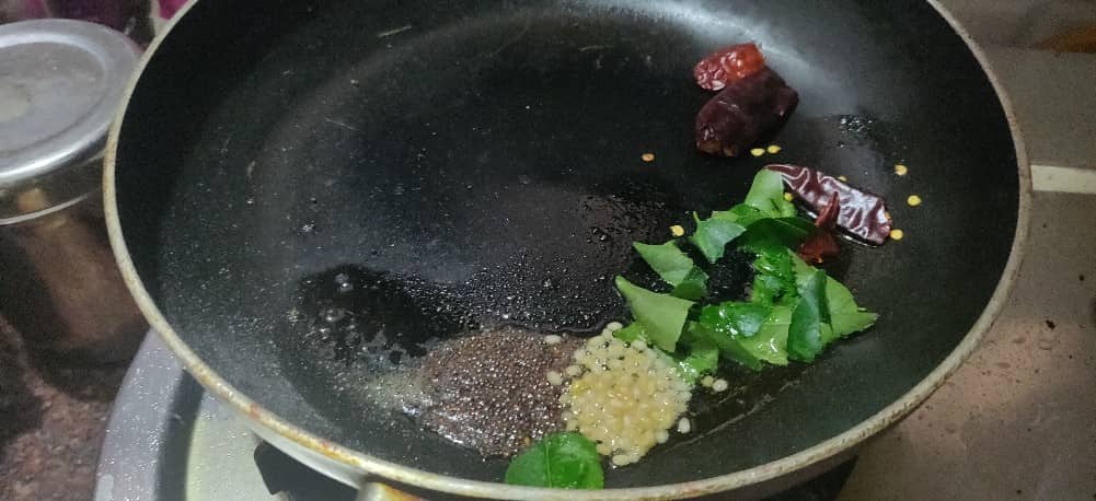 spicy_ammini_kozhukattai - 69716388_534939433911863_5511865576886108160_n.jpg
