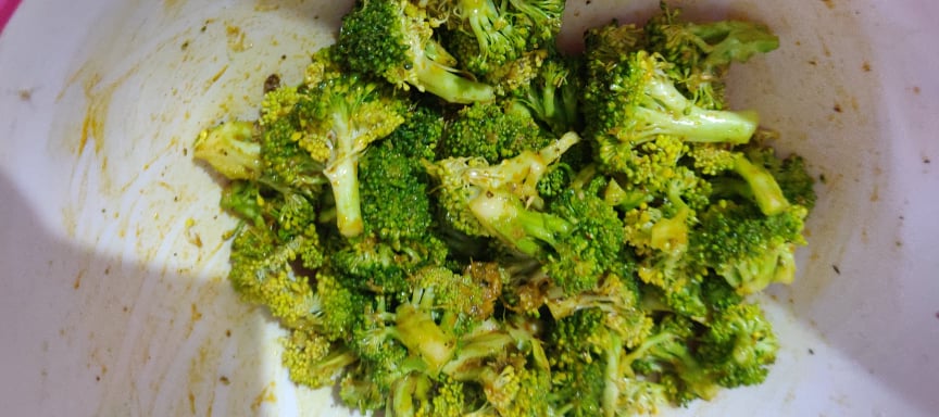 roasted_broccoli - 85252731_1337737023281665_2287367533080084480_n