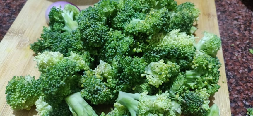 roasted_broccoli - 87818667_594230561159233_674692478338596864_n