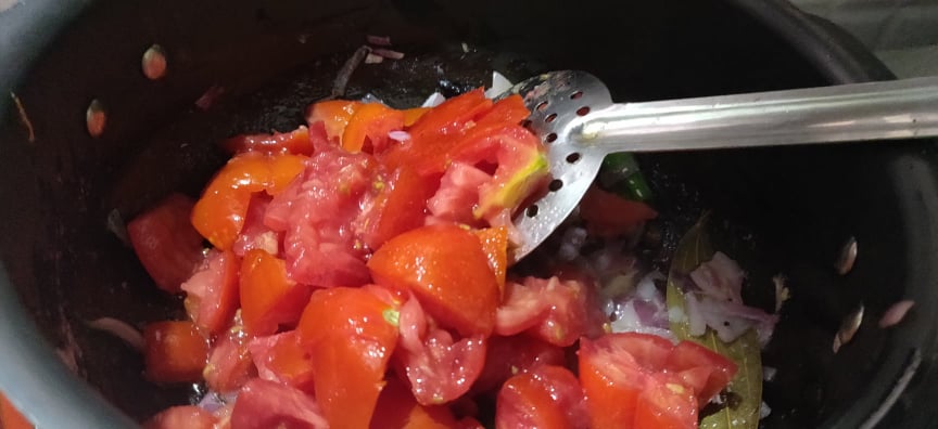Tomato_Rice - 91607037_216421329420441_6110012035678863360_n
