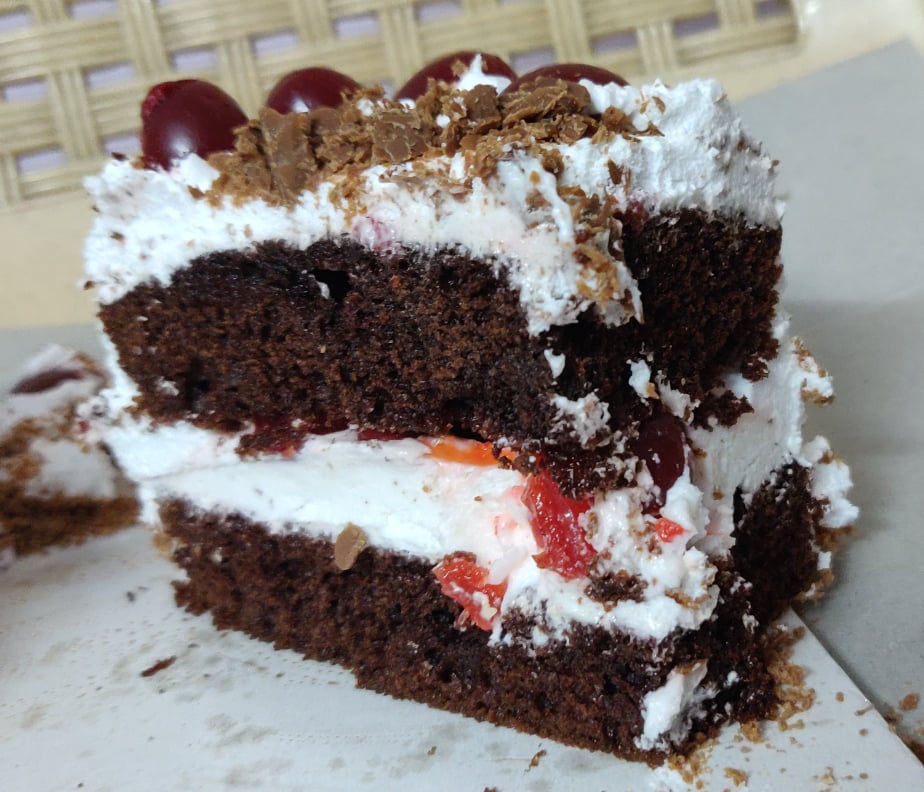 black_forest_Cake - 103080036_572835120298973_6979618539378329245_n