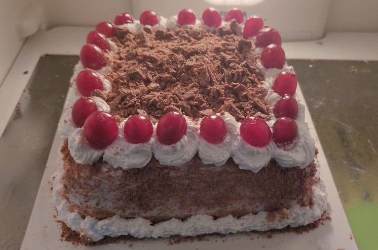 black_forest_Cake - 103089430_265217971382358_2670101378871168784_n