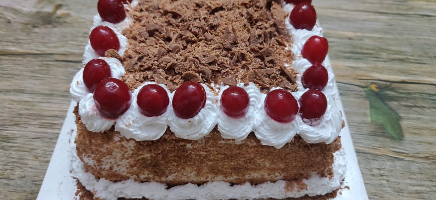 black_forest_Cake - 103202899_637279613811651_2120953856295707745_n