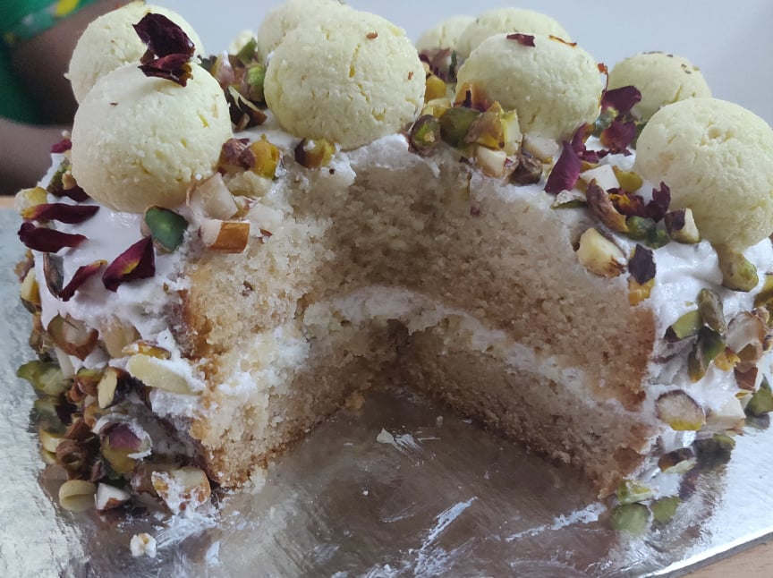 rasmalai_cake - 107822625_339306210400100_4310368152748012733_n