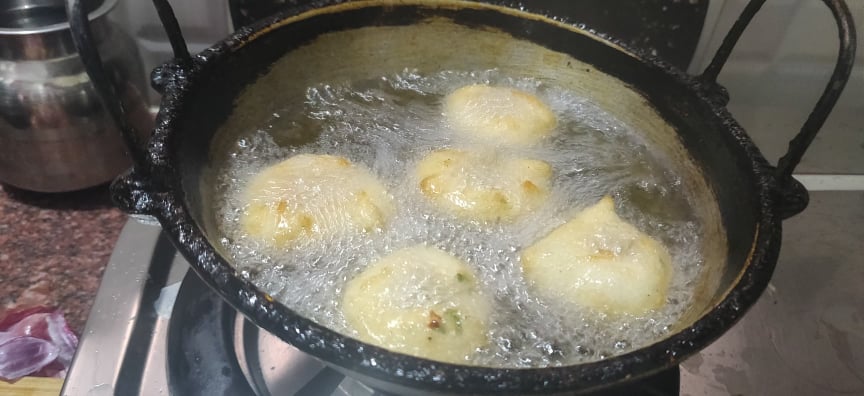 Medu_Vada - 118652131_310758463480288_6452463493500335891_n