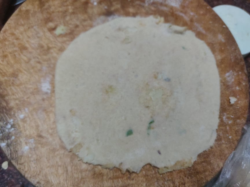 aloo_paratha - 119510274_427642698216852_1099733773691774977_n