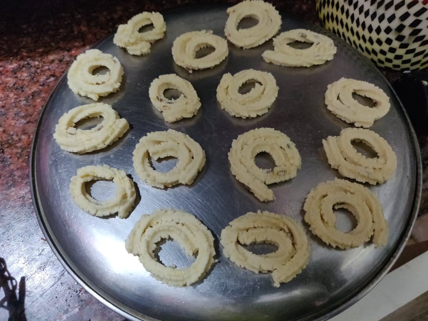Idli_dosa_batter_murukku - 123139884_1819786164836711_6266598779138953262_n