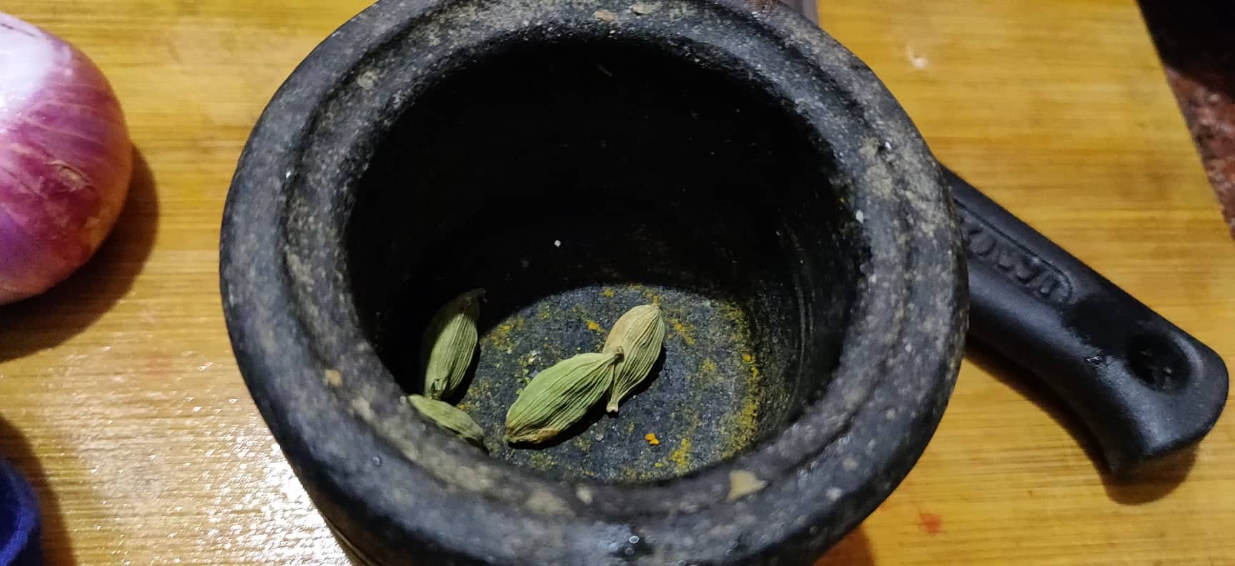 sakkarai_pongal_in_brass_pot - 137381377_397778904852979_3442398664290055286_n