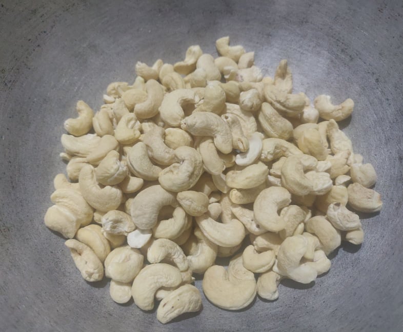 roasted_masala_cashews - 165345558_475359896995730_7781059262936136306_n