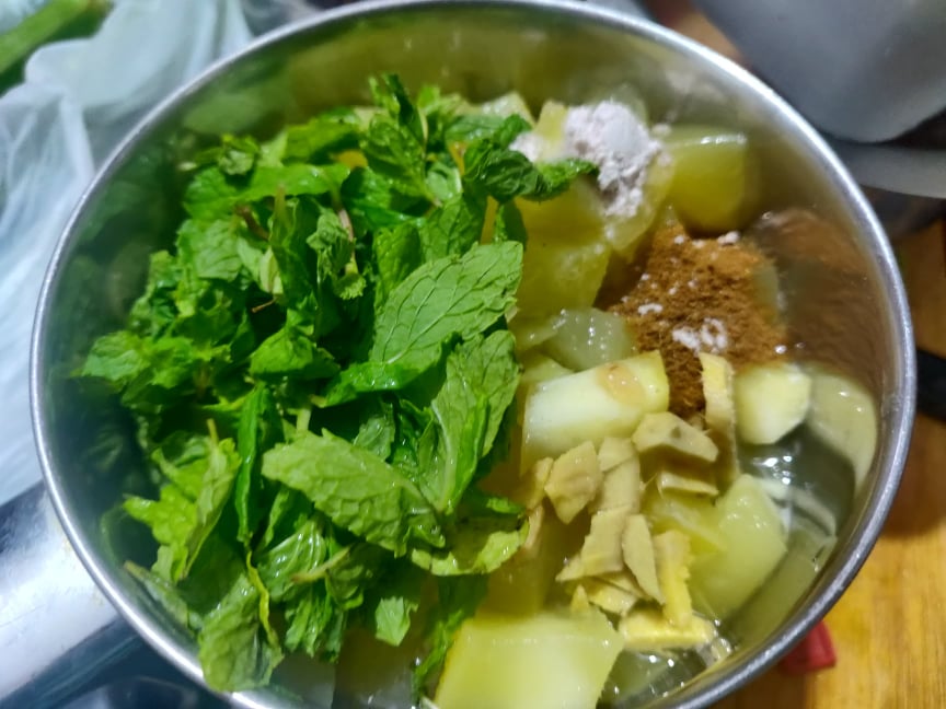 raw_mango_popsicles - 182122317_1091866997972244_496201710693489934_n