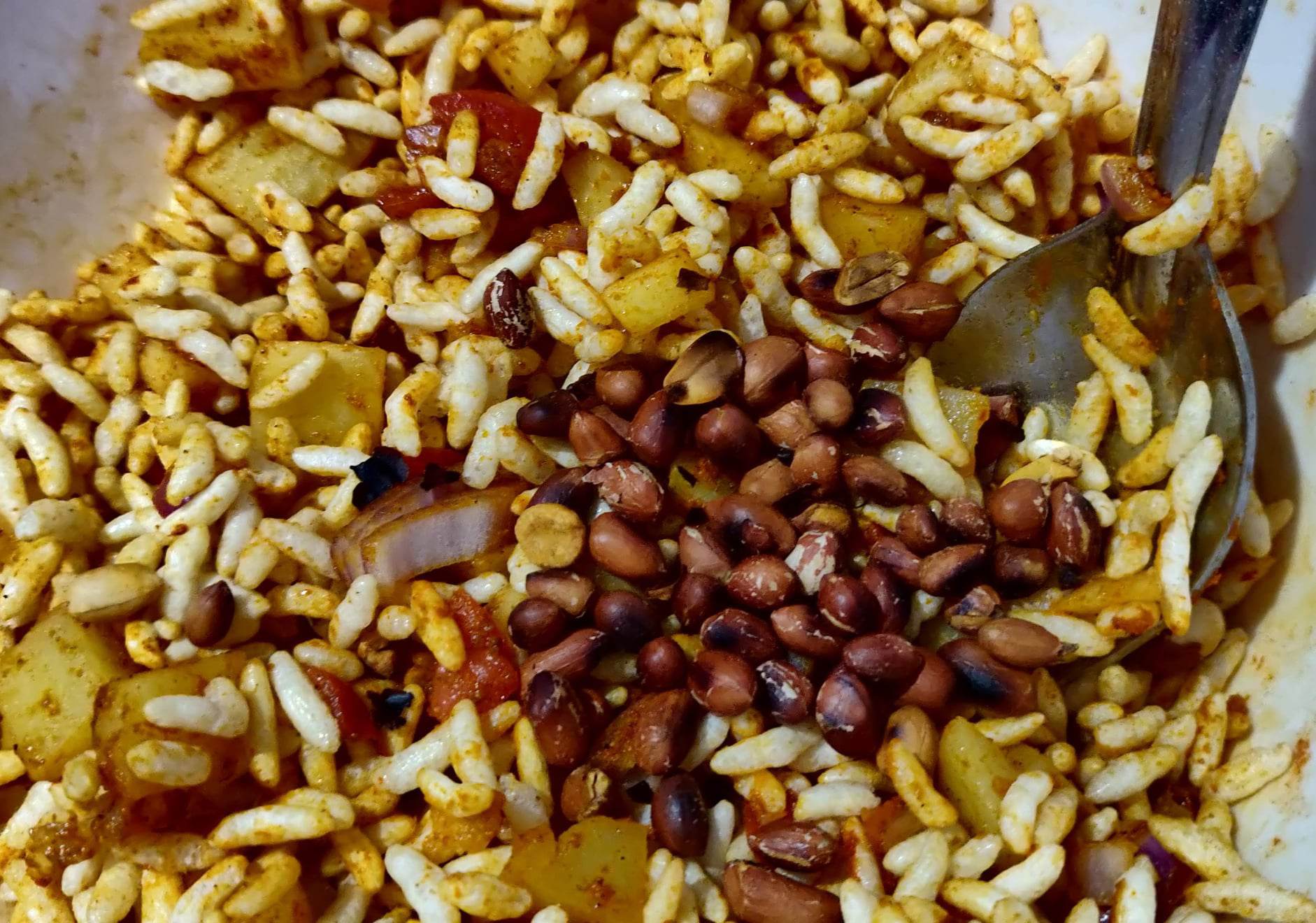 Jhal Muri - Add roasted peanuts