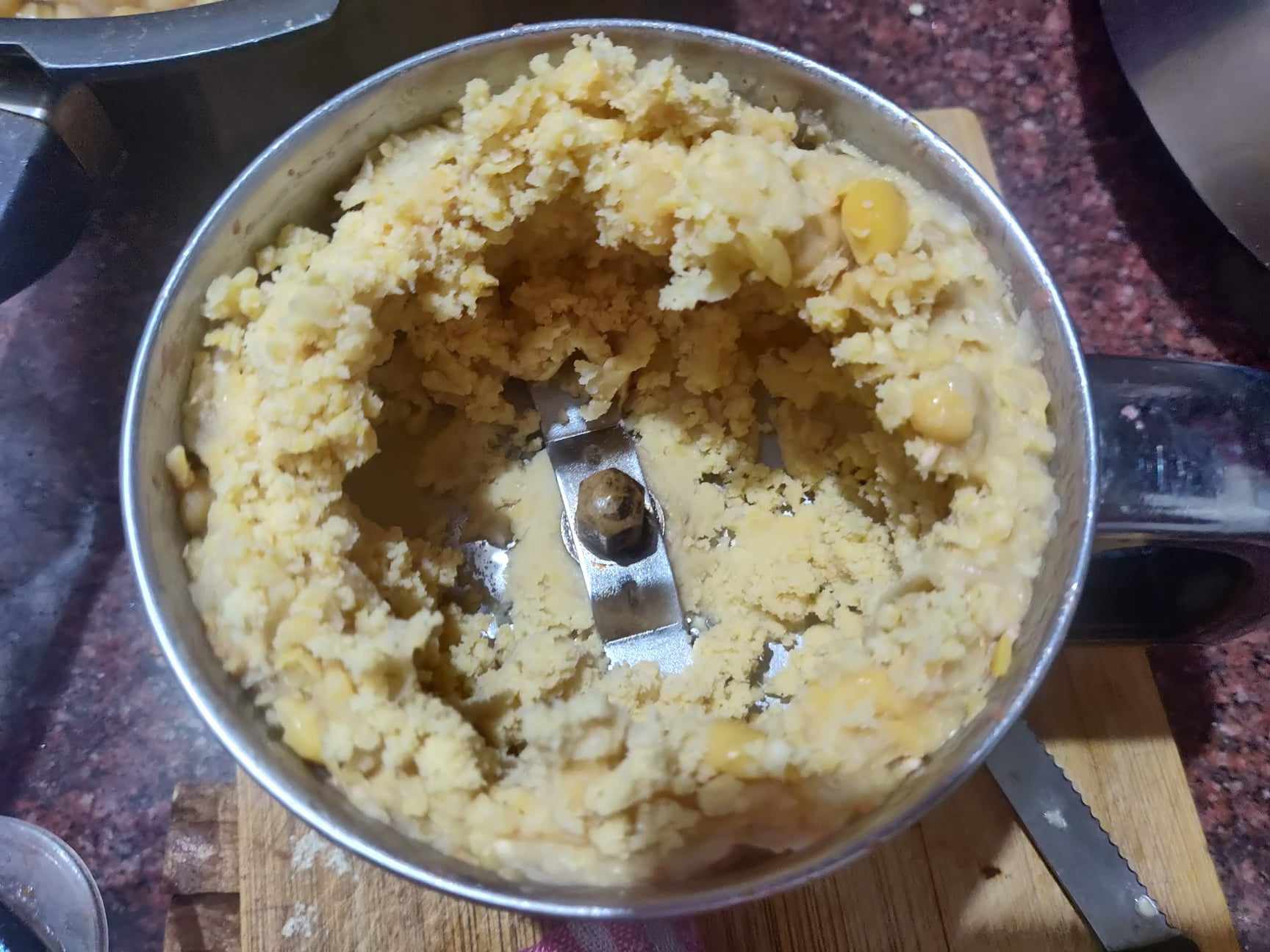 No onion no garlic chana masala - grind to paste